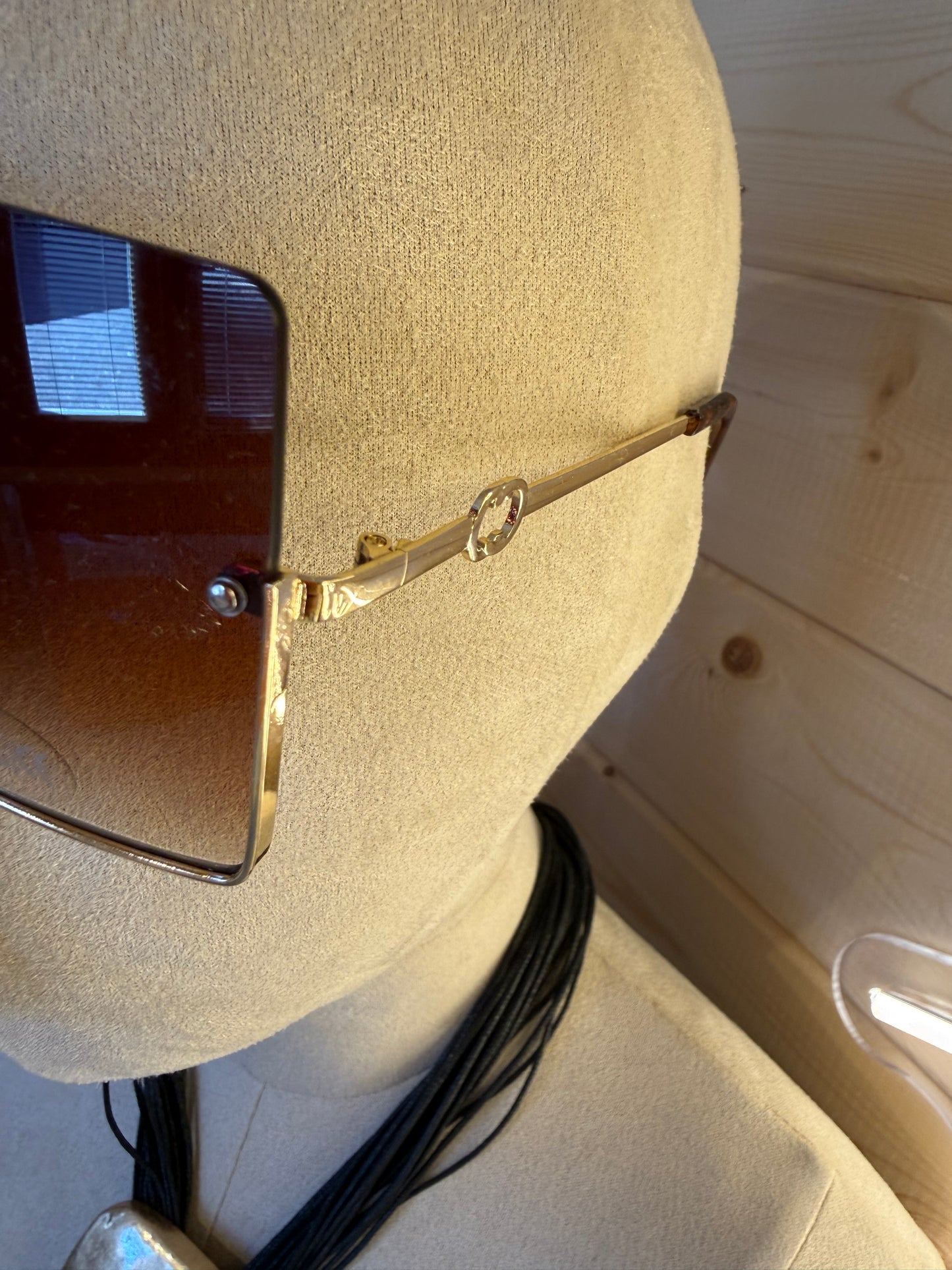 Rimless Oversized Square Sunglasses – Brown Gradient Gold GG Logo Bridge