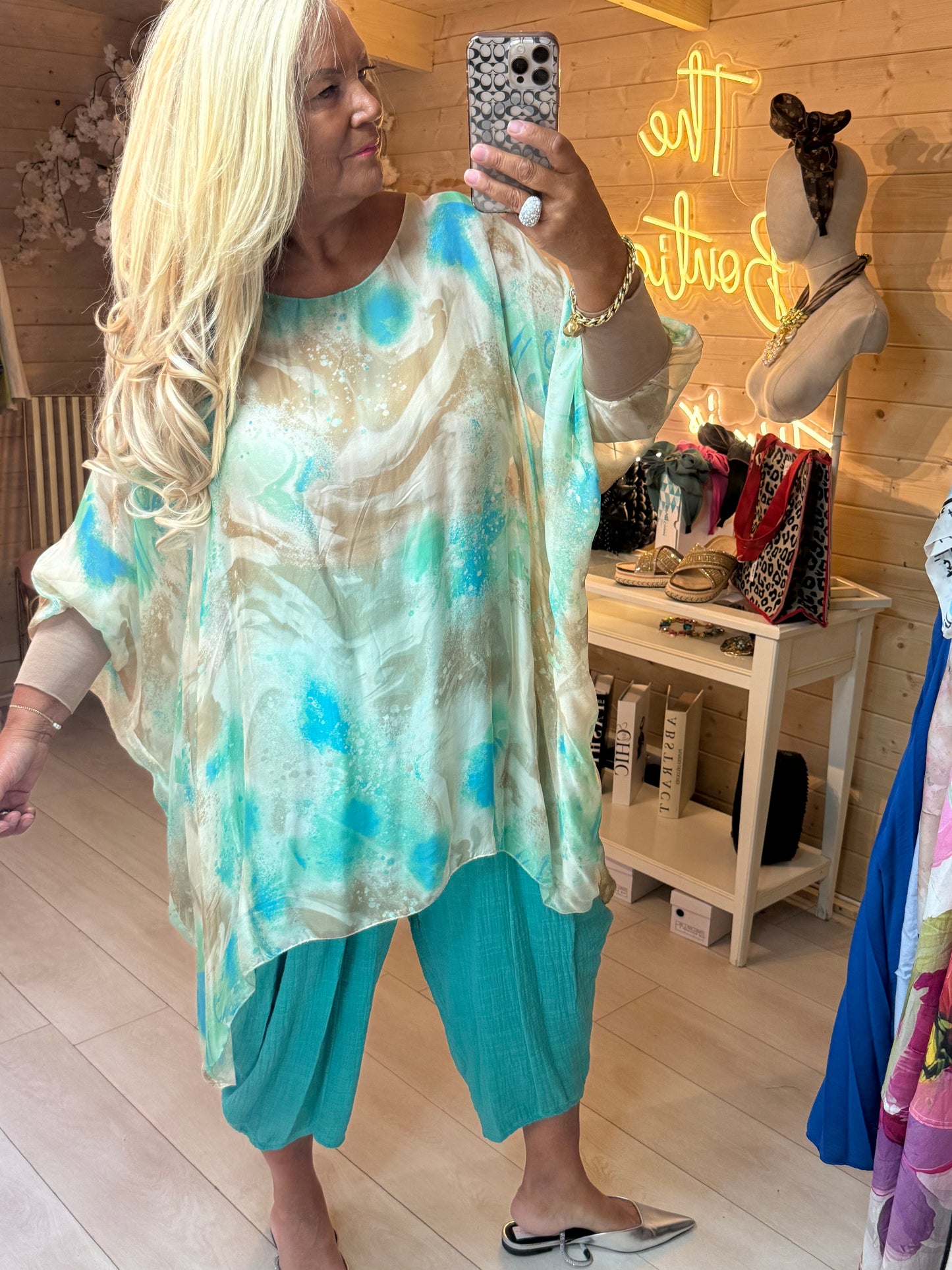 Aqua Plain Slouch Trousers – Cheesecloth One Size 8-22
