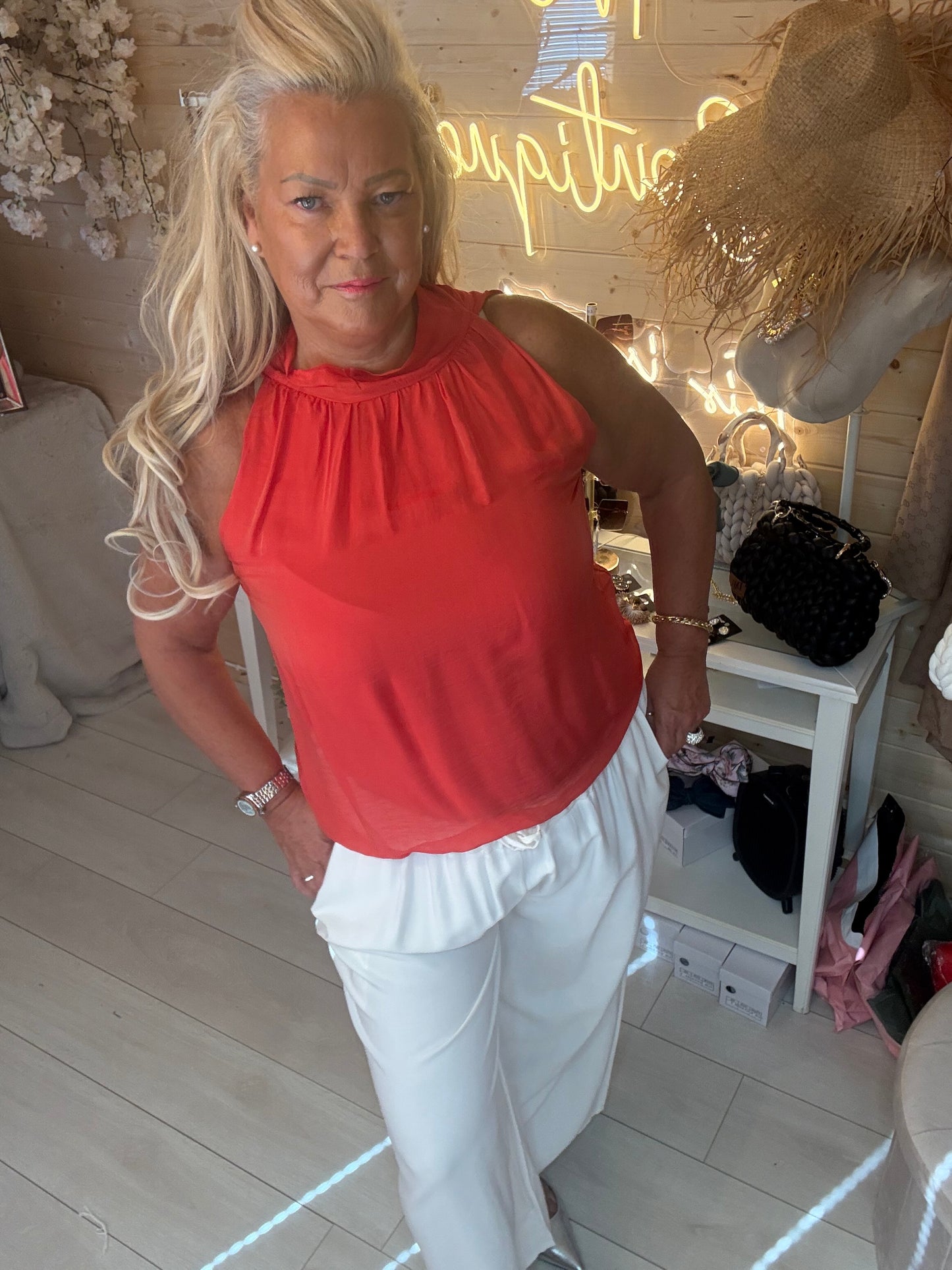 Scarlett Halterneck Top One Size 8-16 (Small 18 on Bust)