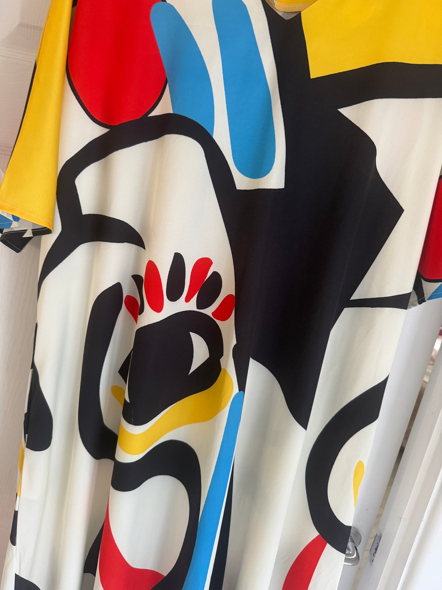 Face Abstract Dress