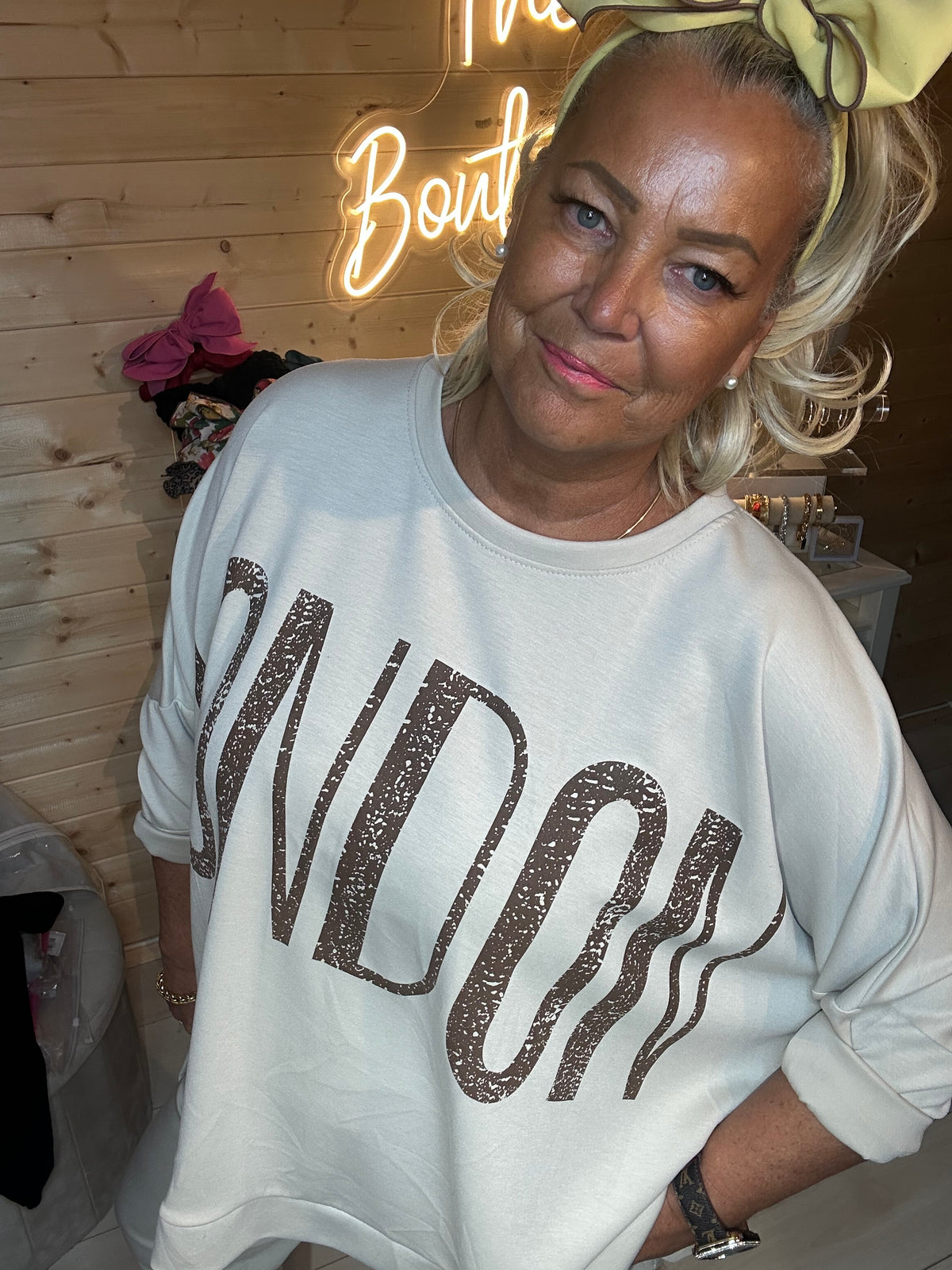 Mayfair oversized London-print lounge top