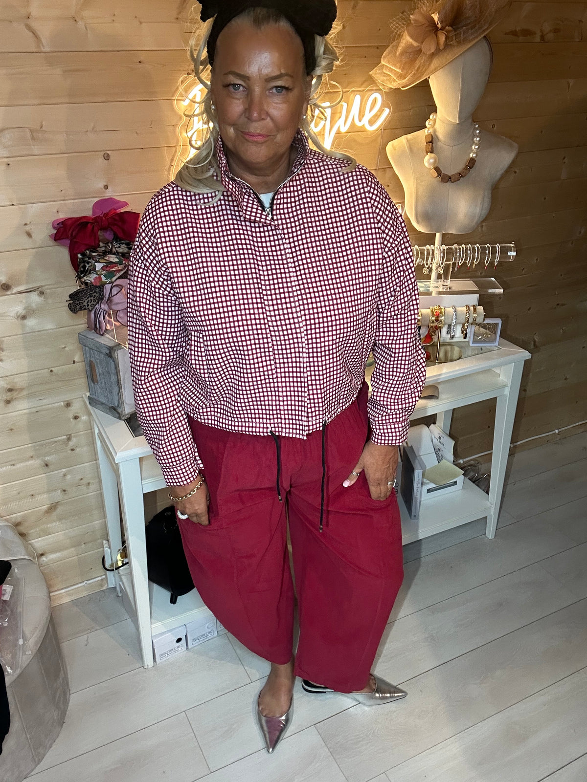 Additional product photo 2 of 3: Positano Balloon Leg Trousers | One Size 8-18