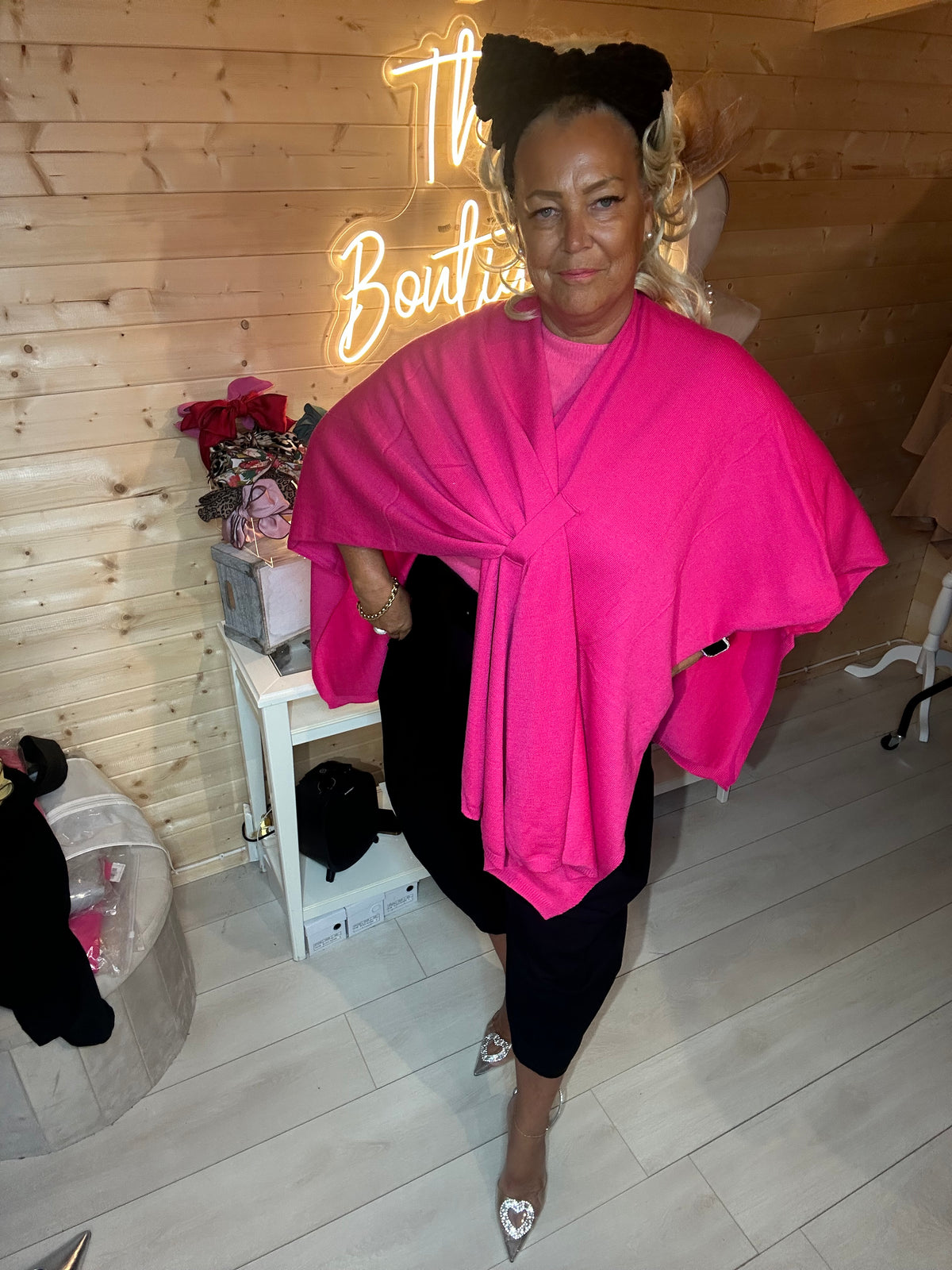 Additional product photo 2 of 6: Serena Soft Wrap Cape | One Size