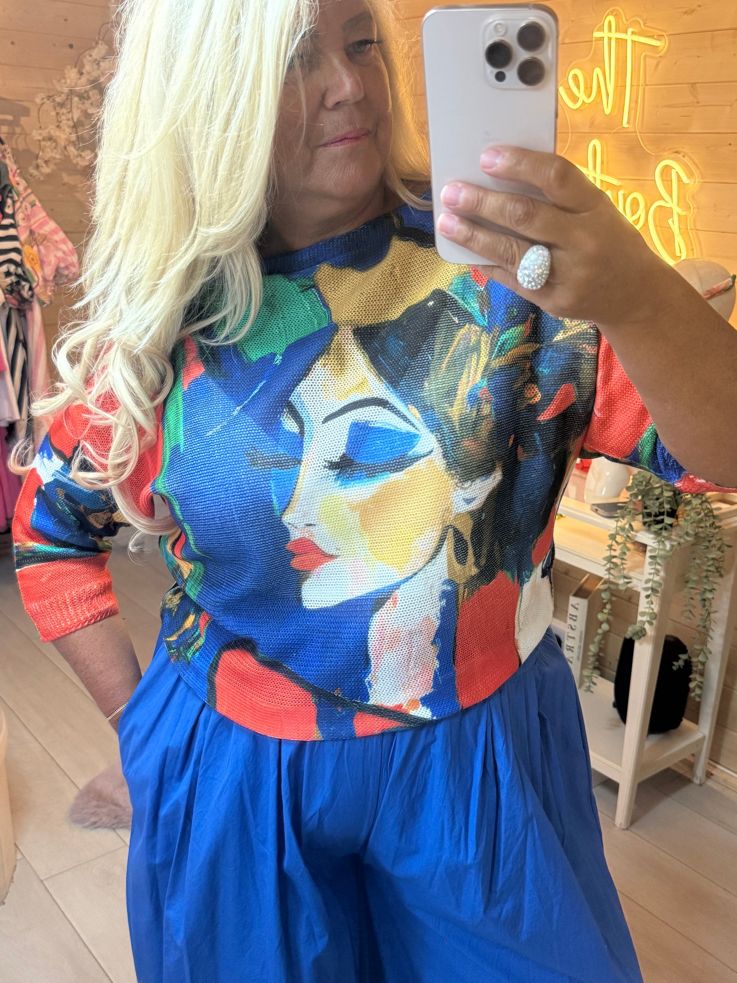 Abstract Lady Top