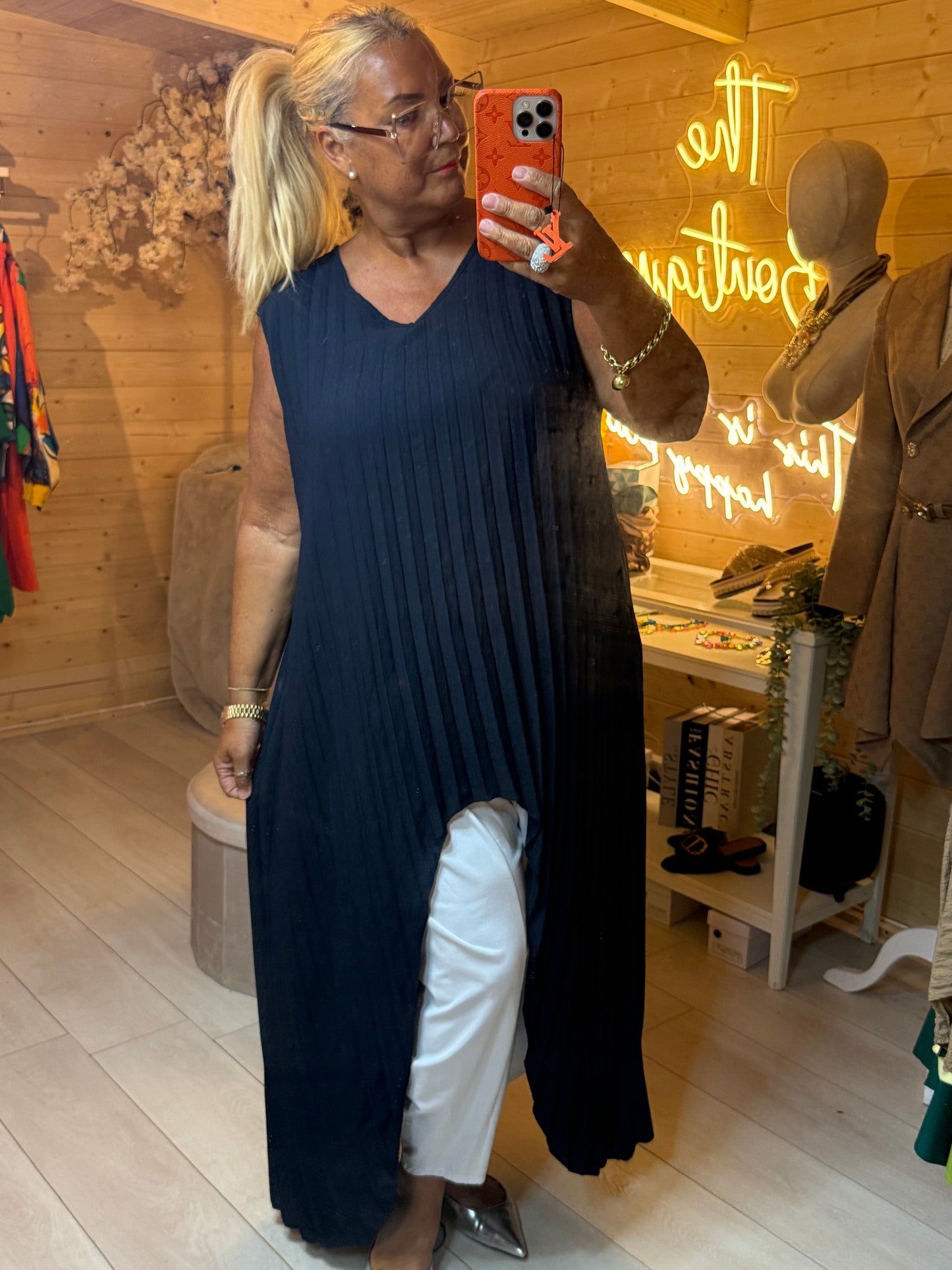 Mally Top | Curvy Pleated Longline | Navy | One Size 12-24