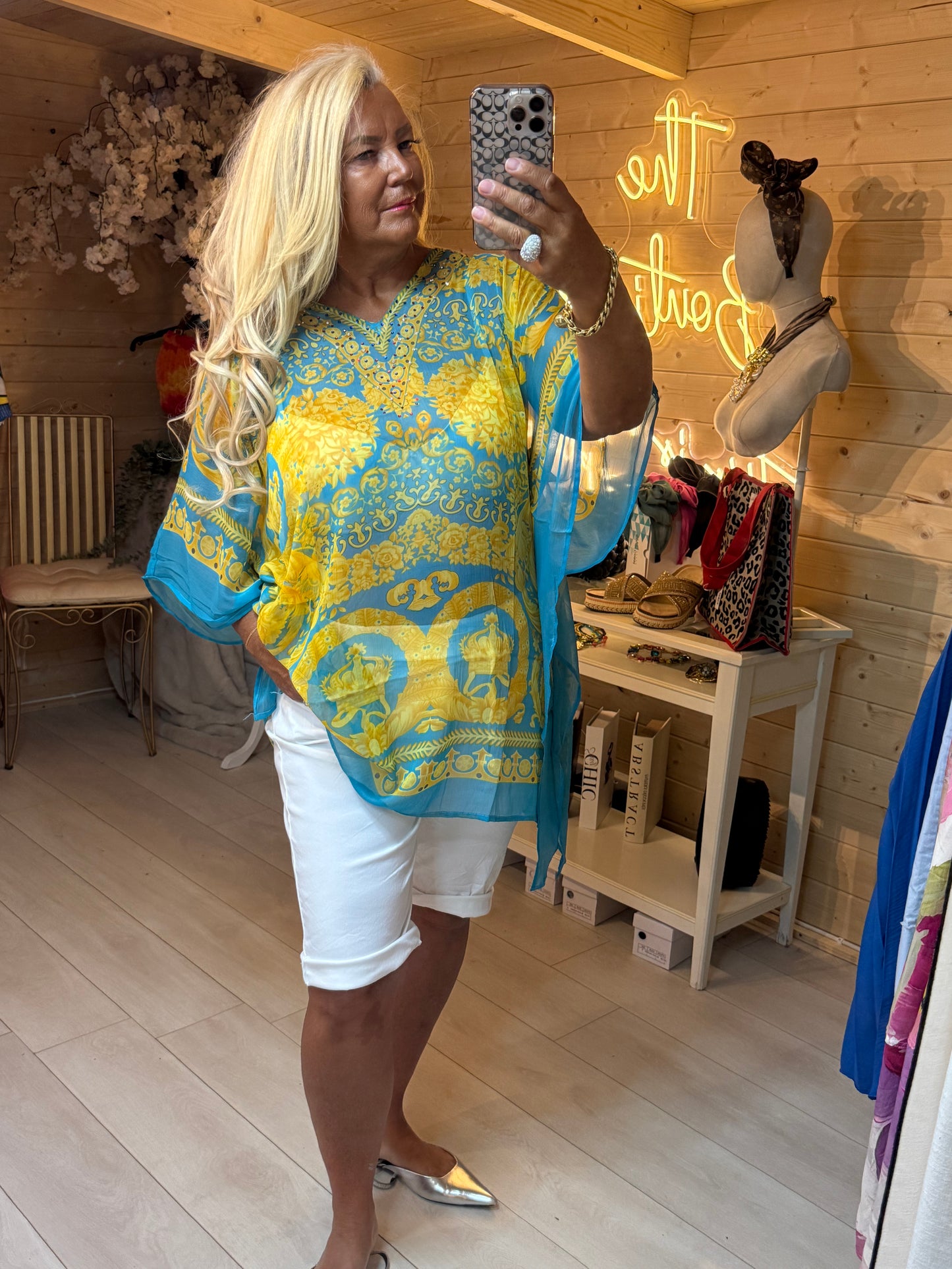 Boutique Kaftan Top – One Size 8-18