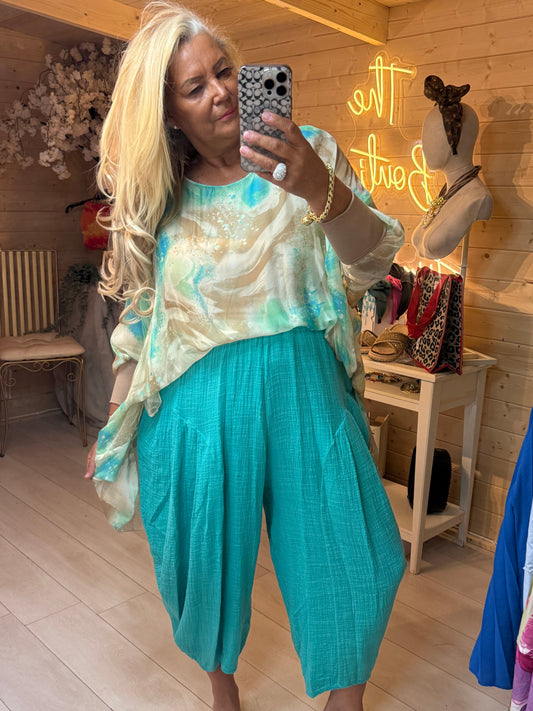 Aqua Plain Slouch Trousers – Cheesecloth One Size 8-22
