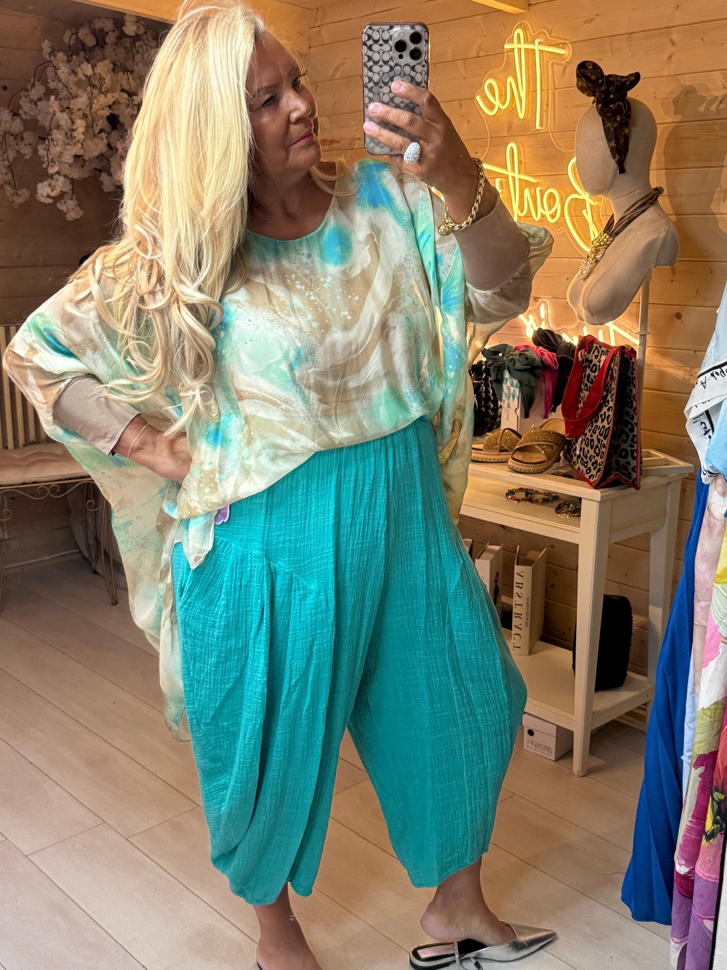 Aqua Plain Slouch Trousers – Cheesecloth One Size 8-22