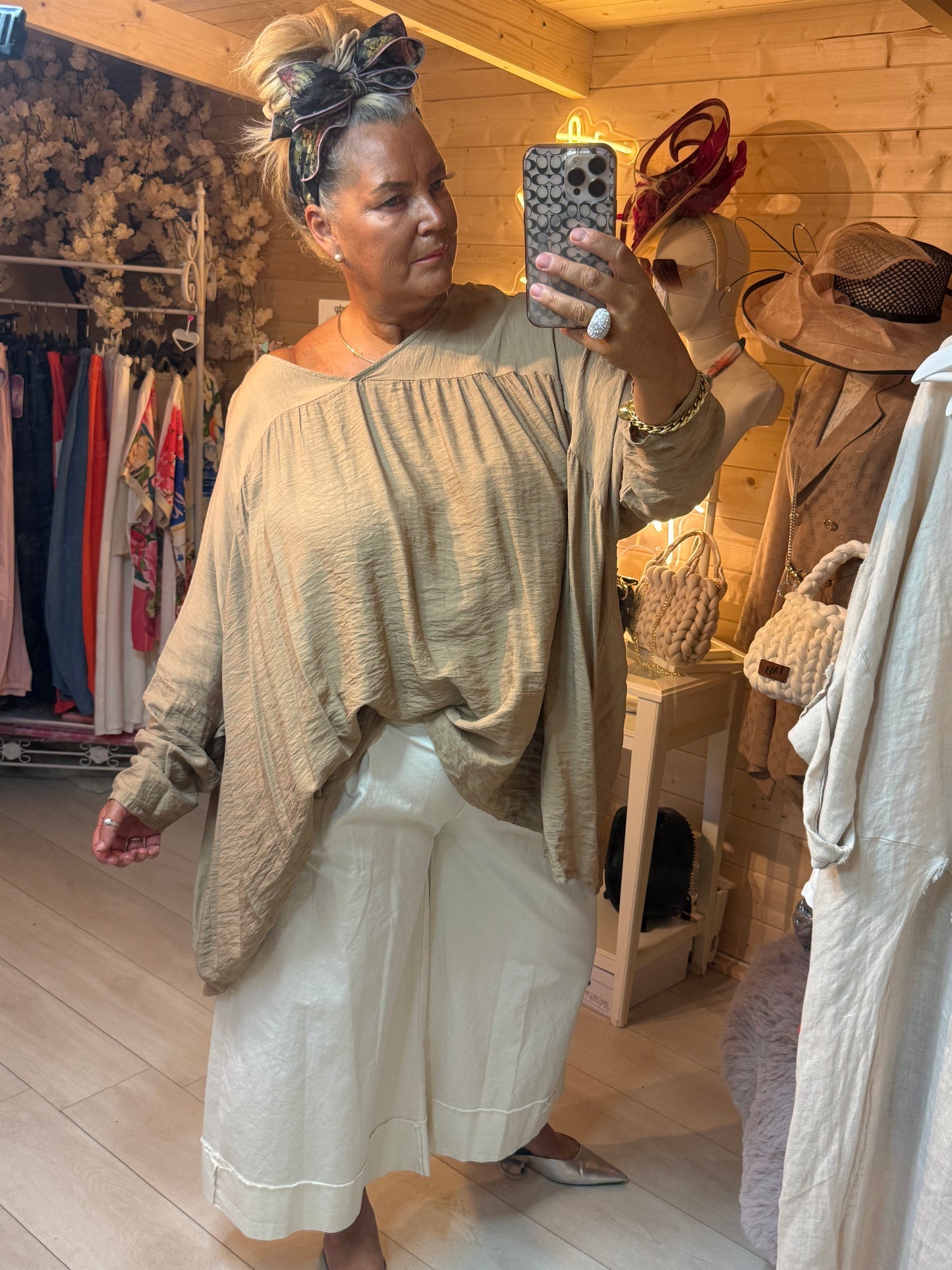 Sienna Oversized Batwing Top One Size 14-24