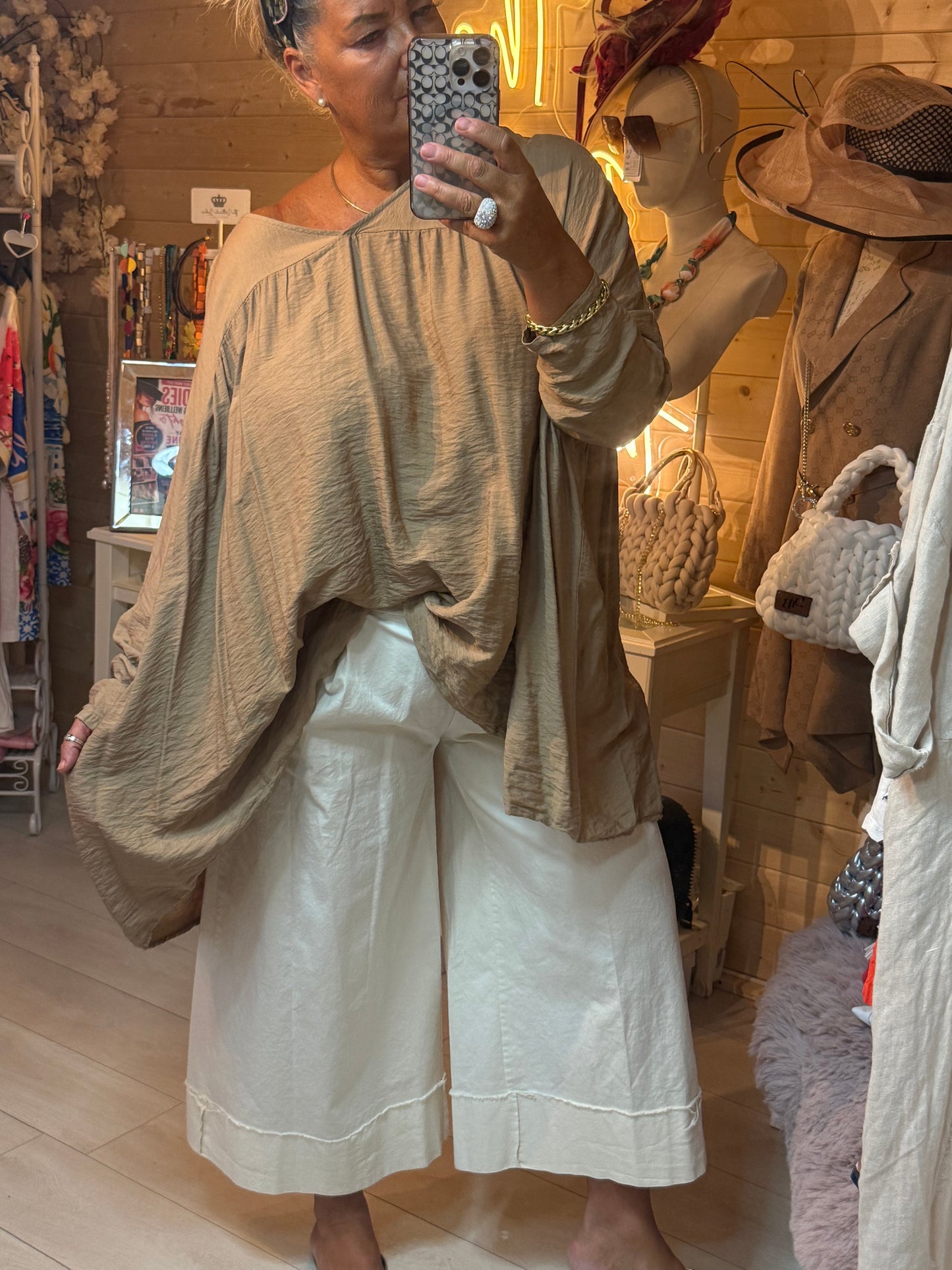Sienna Oversized Batwing Top One Size 14-24