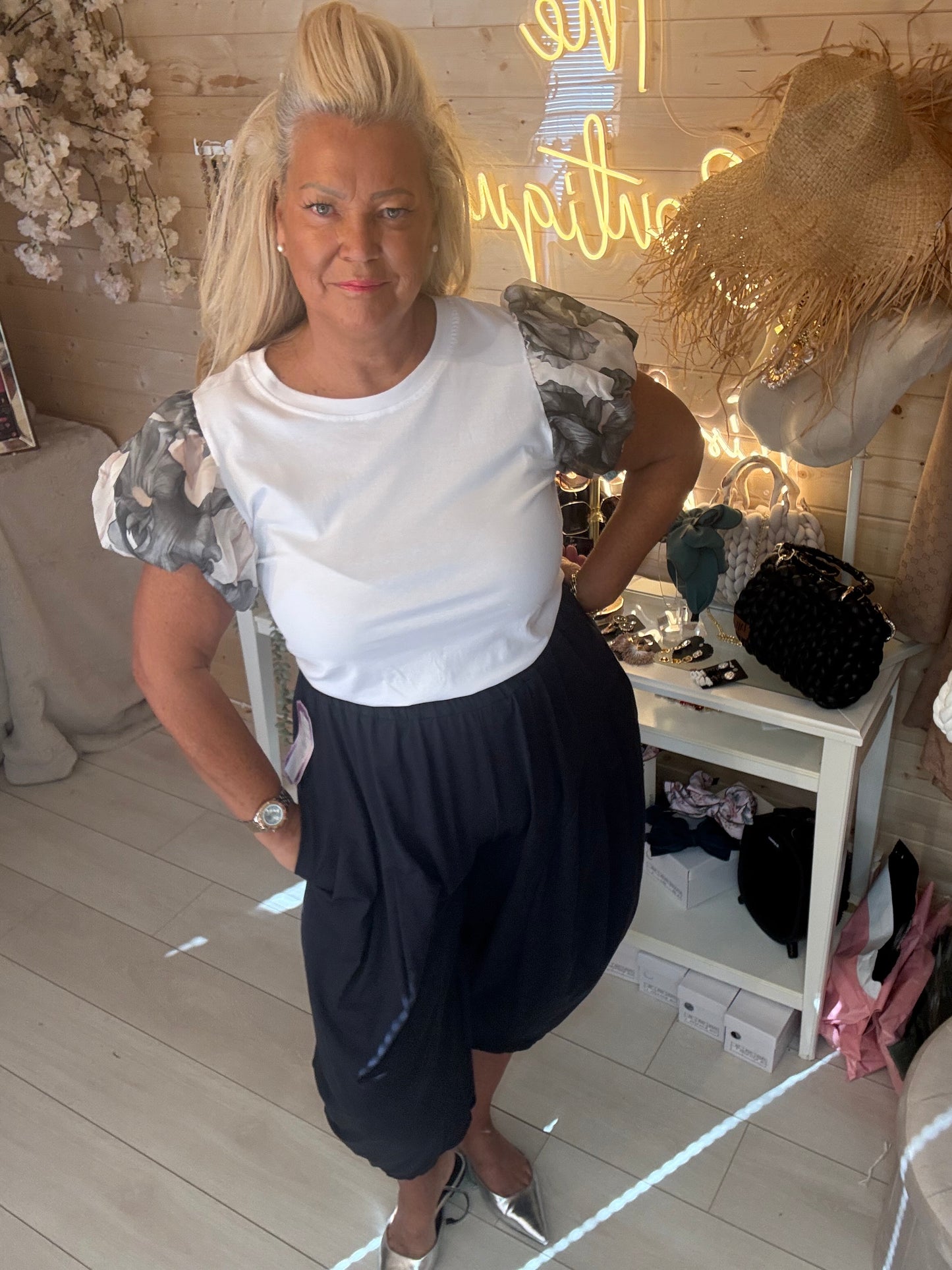 Valencia Puff Sleeve Top One Size 8-16