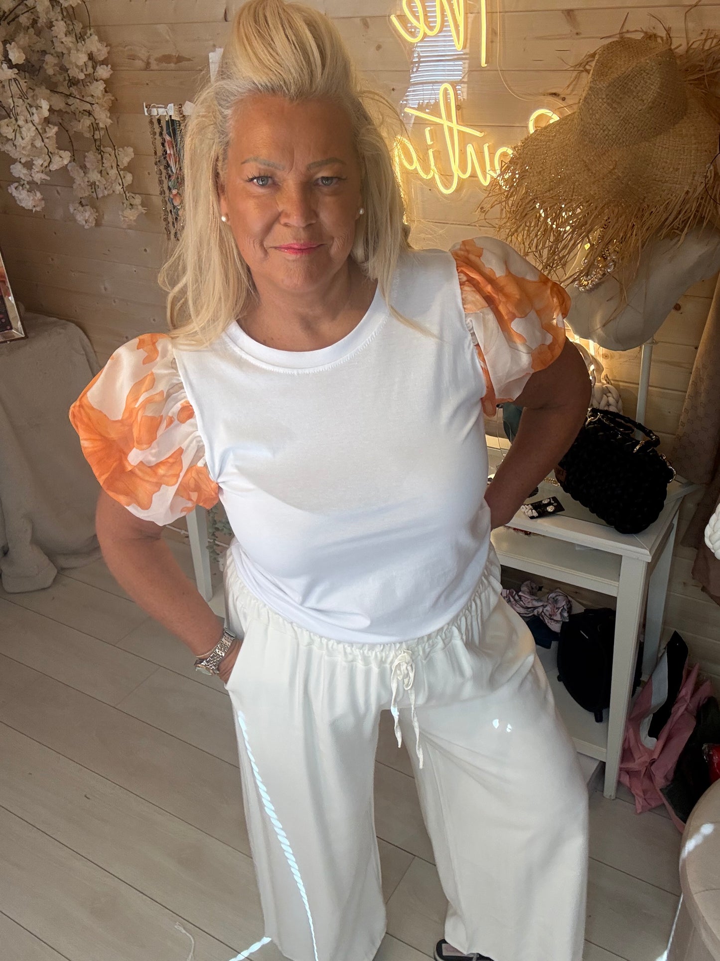 Valencia Puff Sleeve Top One Size 8-16