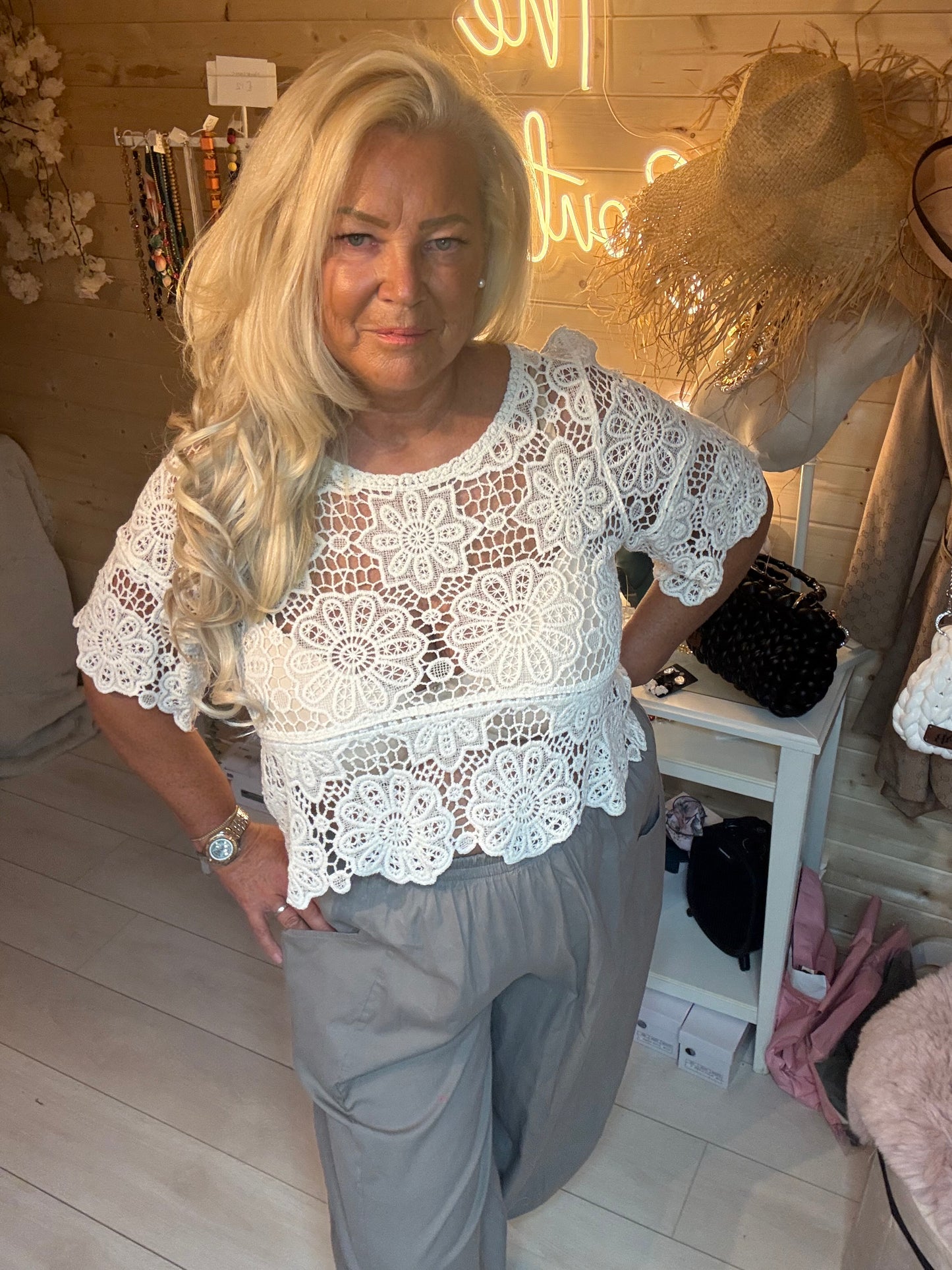 Dahlia White Floral Crochet Lace Top One Size 8-16 (Small 18 on Bust)