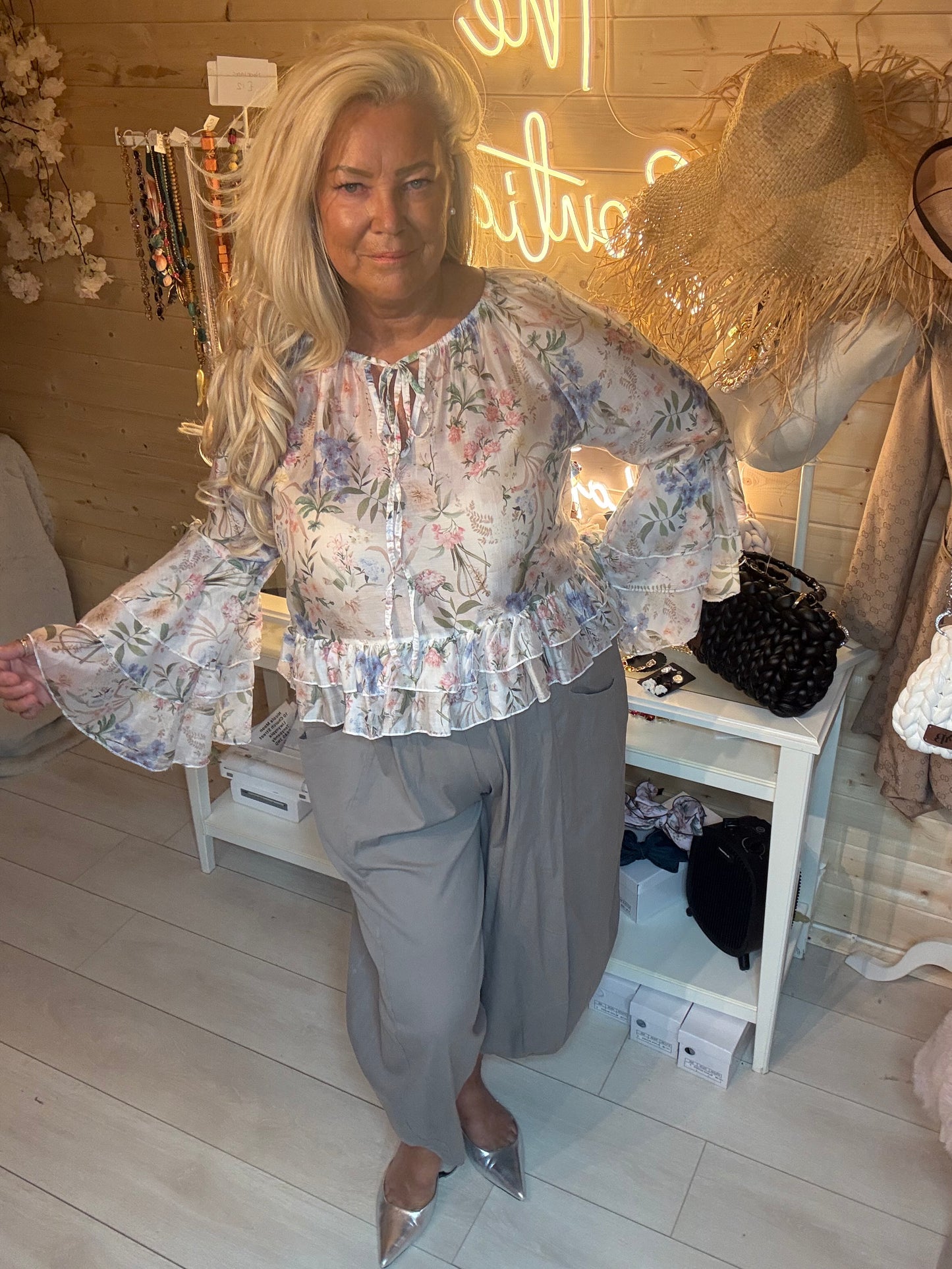 Florette Floral Ruffle Bell Sleeve Top One Size 8-18