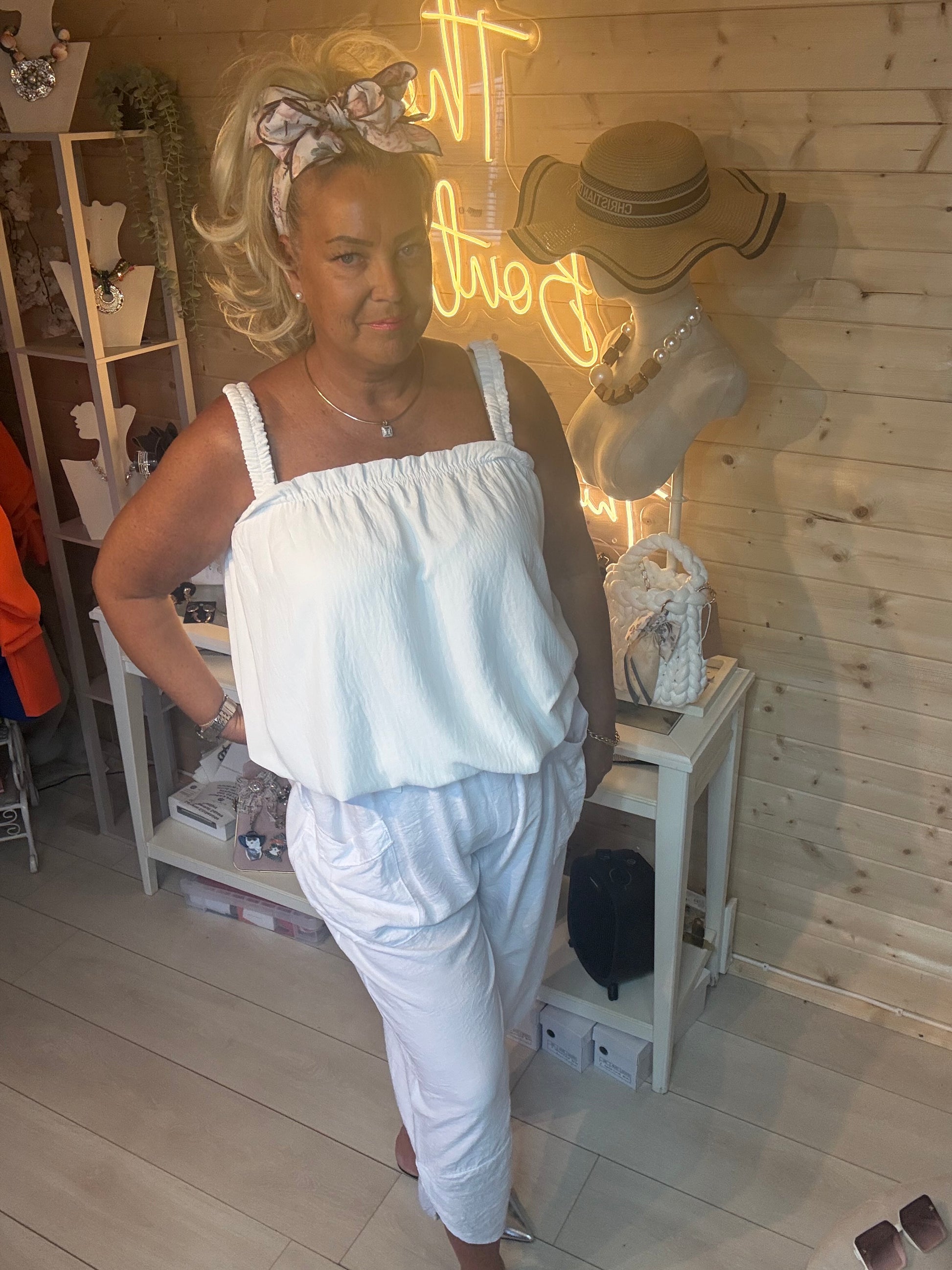 Cannes women's barrel leg trousers in taupe styled outfit – one size 12-22 – The Ultimate Ladies Boutique