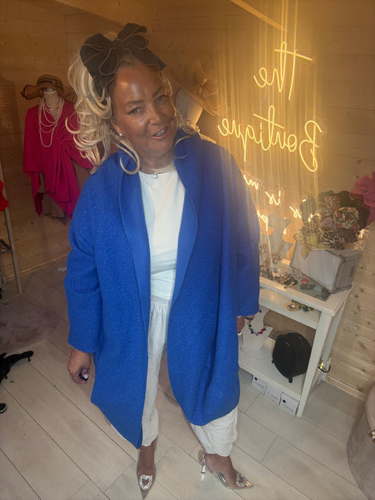 Cascade oversized coat in grey boucle, one size 8-22