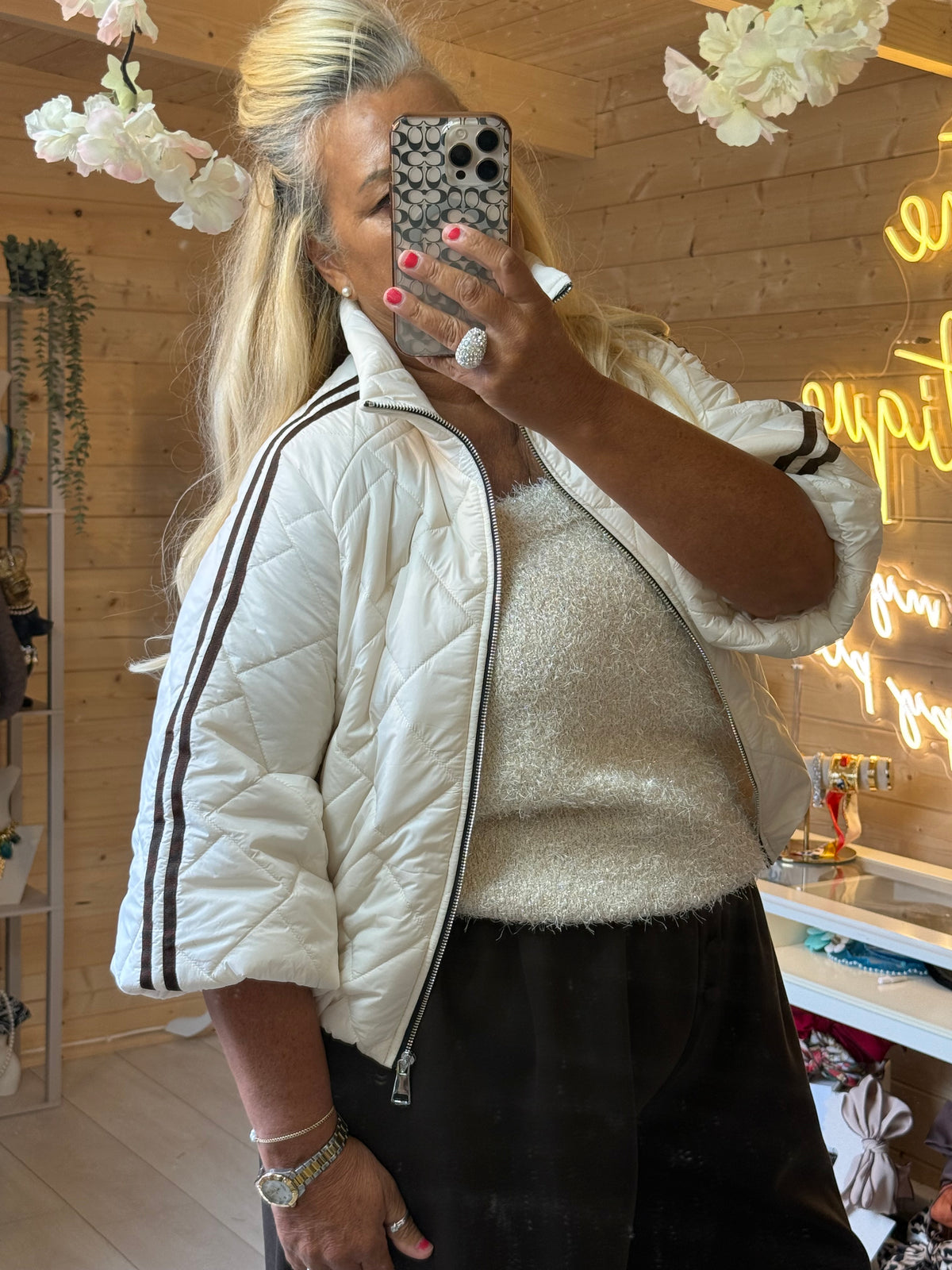 Additional product photo 2 of 4: Como Cream Quilted Jacket – One Size 8-16