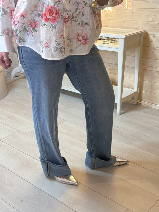 Straight Leg Turn Up Jeans
