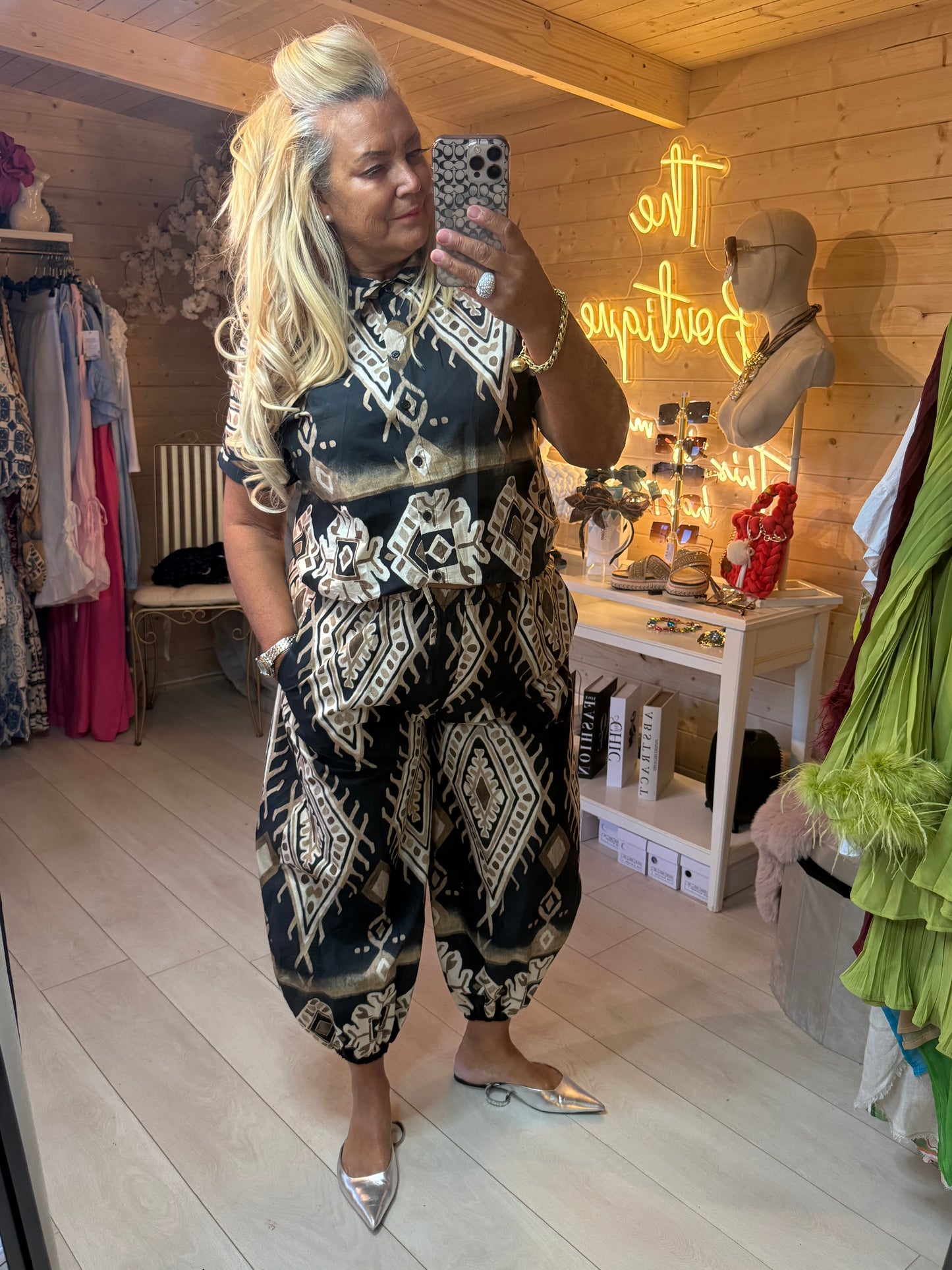Aztec Gold Short Sleeve Shirt Top | One Size 8-16