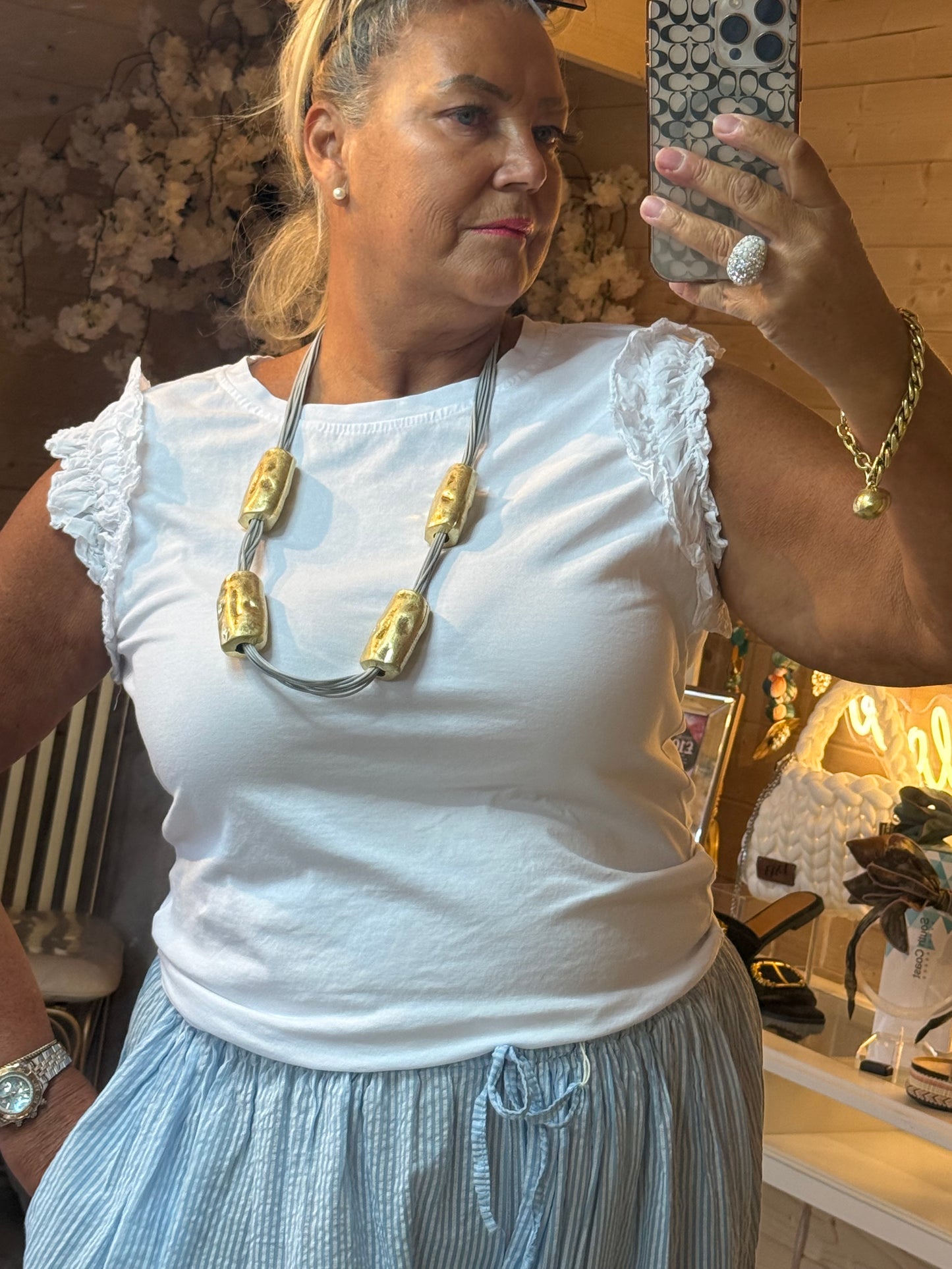 White Cloud Ruffle Edge Top | One Size 8-16